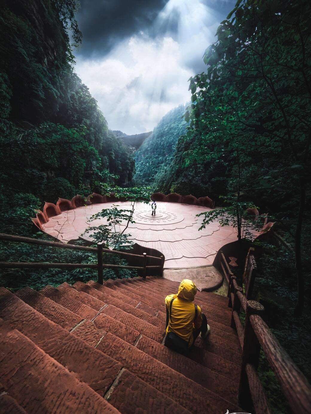 探索神秘秘境：踏入未知领域开启奇幻之旅